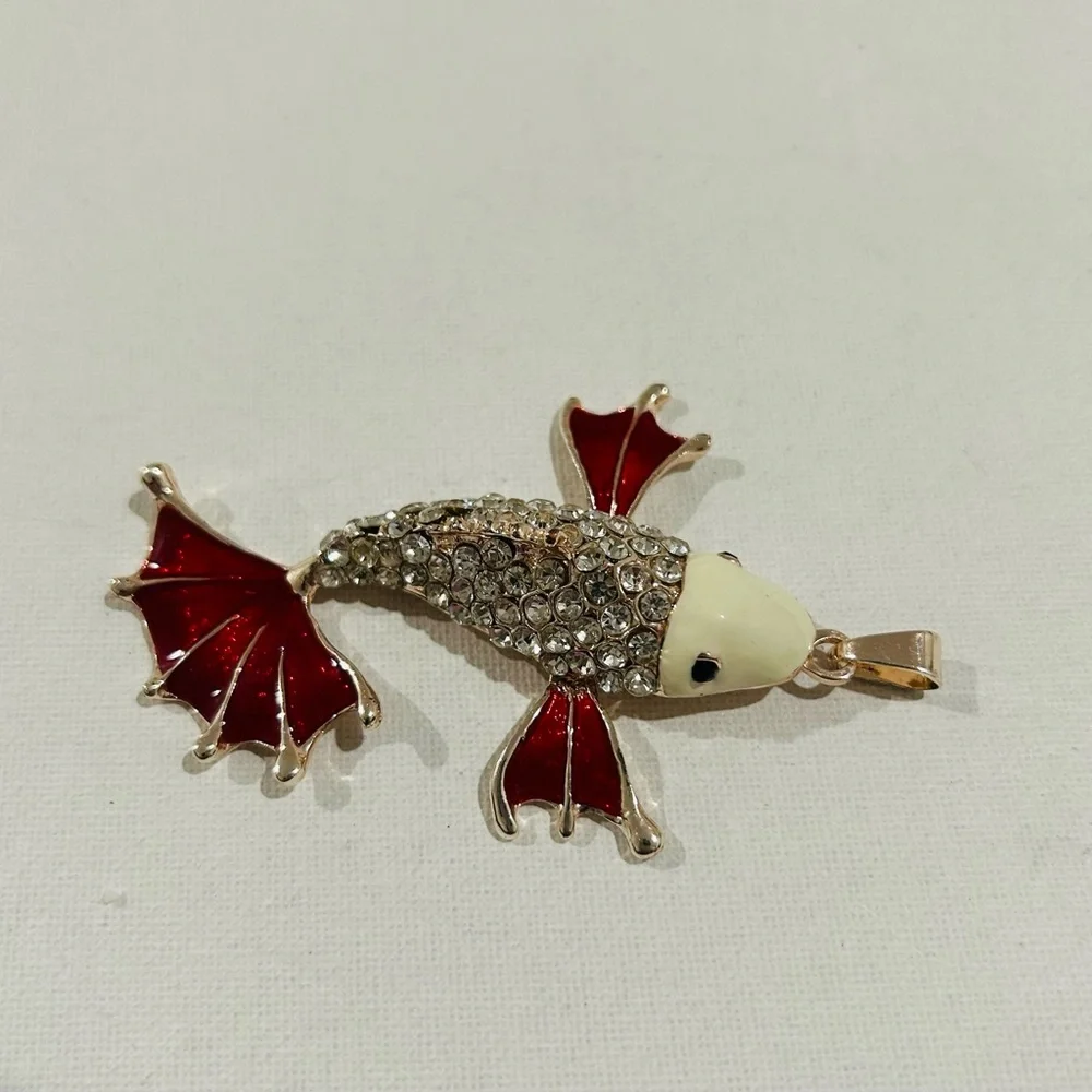 Elegant Red and Gold Crystal Fish Pendant